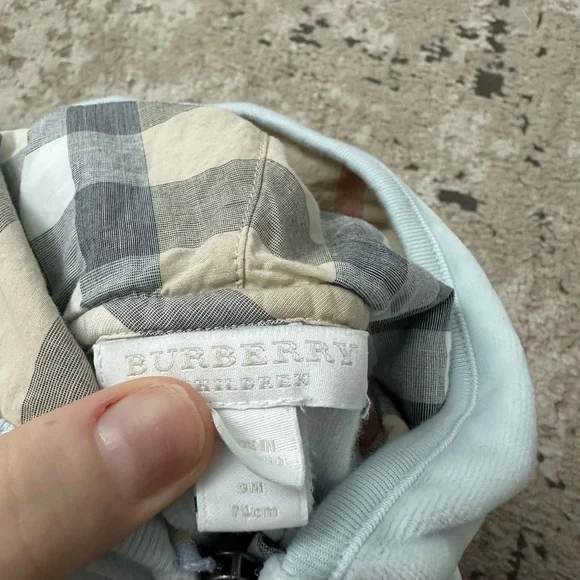 Burberry Baby Boys Blue One Piece Outfit Size 9 Months - Picture 3 of 4